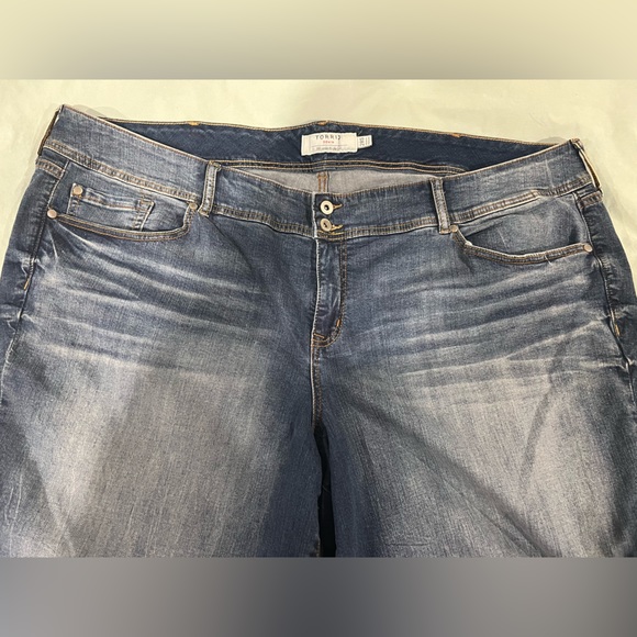 Torrid Women's Size 28 S Flare Jeans - Picture 5 of 5